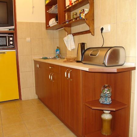 إلفيف Niko Hostel المظهر الخارجي الصورة